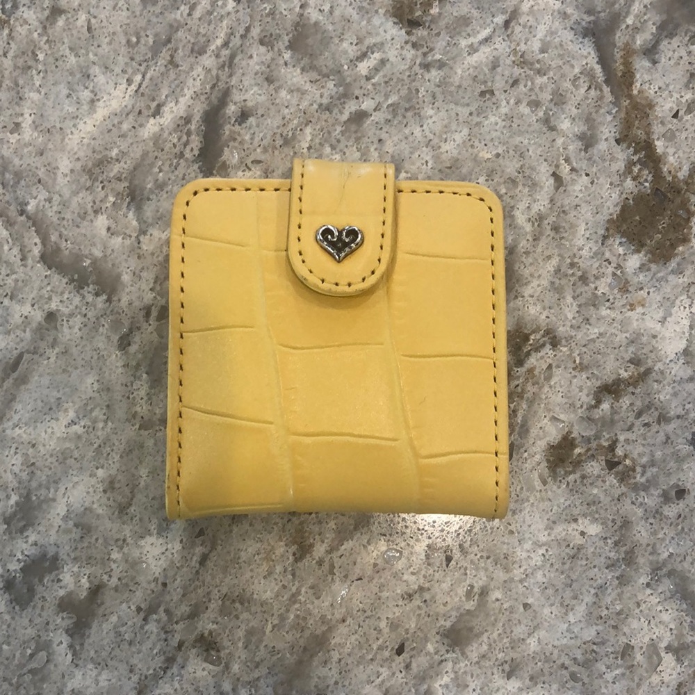 Bright Dual Compact Mirror Yellow